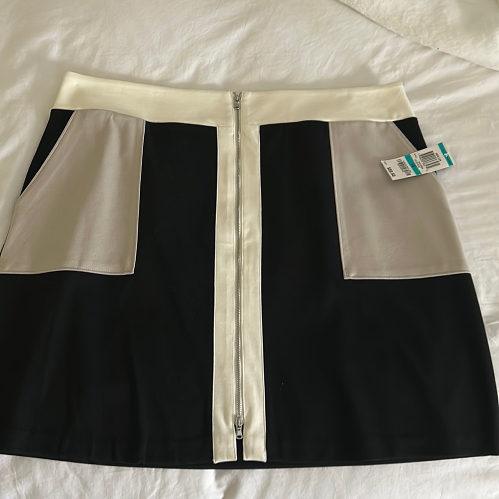 Beautiful multi-color skirt size 16